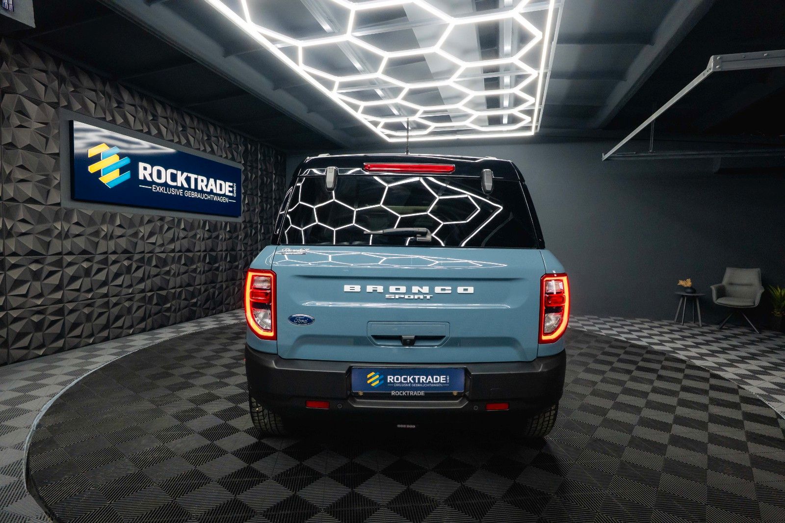 Fahrzeugabbildung Ford Bronco Sport 4x4 Outer Banks *LED*CarPlay*Pano*