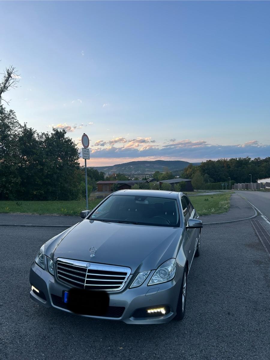 Mercedes-Benz E 300