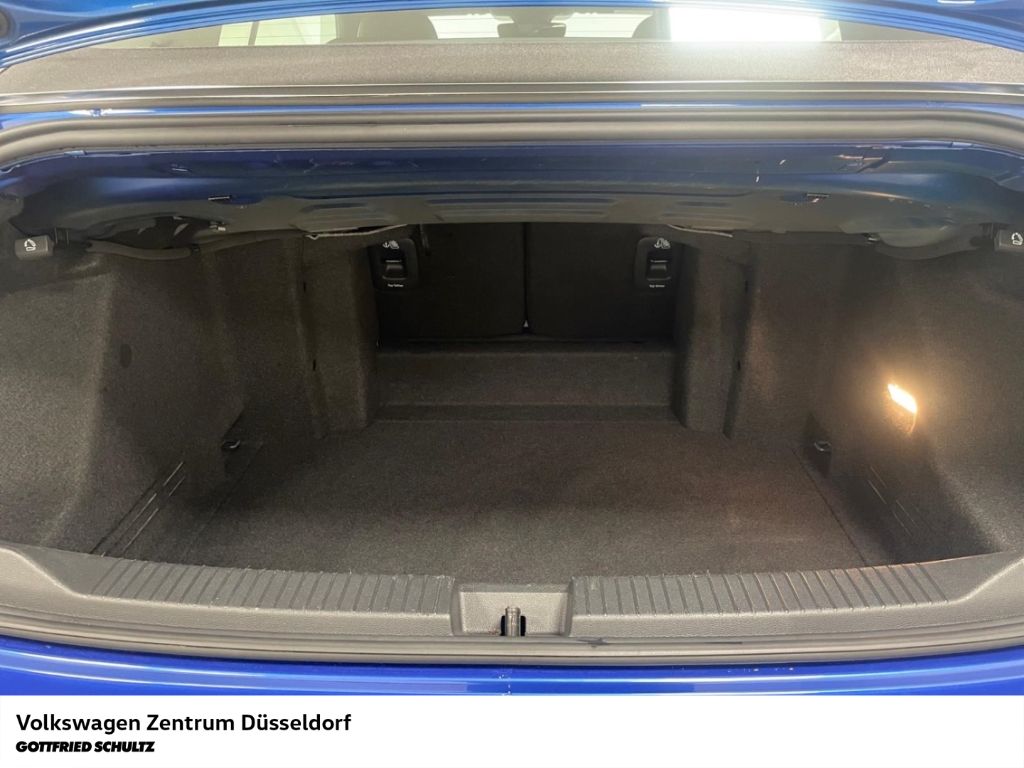 Volkswagen T-Roc - Bild 8