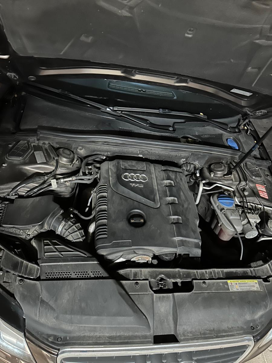 Audi A4 2011 — photo 11