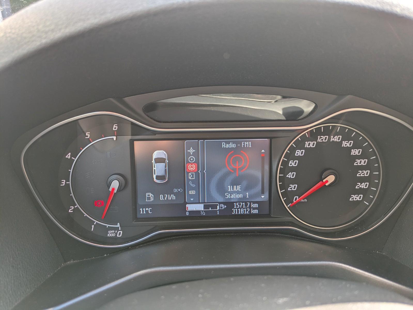 Ford Mondeo 2012 — photo 13