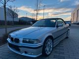 BMW 328i Cabrio M-Paket, 2.Hand, Unfallfrei - BMW 328 mit Benzin-Antrieb: Cabrio