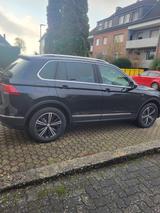 Volkswagen Tiguan 2.0 TDI SCR 140kW DSG 4MOTION Highlin... - Volkswagen Tiguan: TDI 140