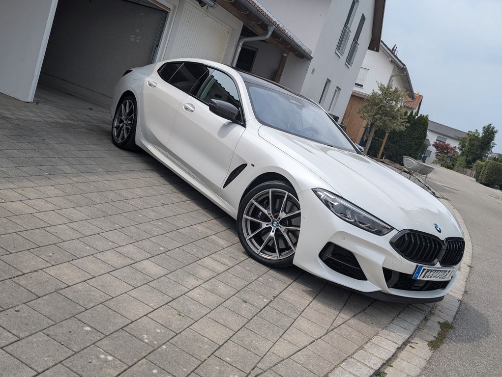 Image of BMW M850