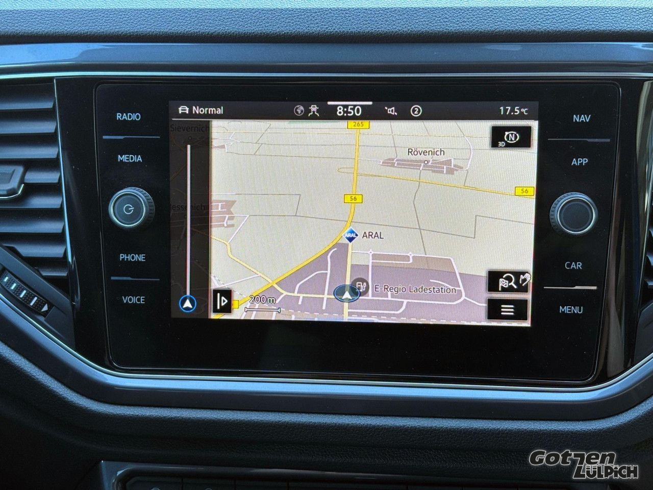 Fahrzeugabbildung Volkswagen T-Roc Sport 1,5TSI Navi LED PDC ACC Winterpaket