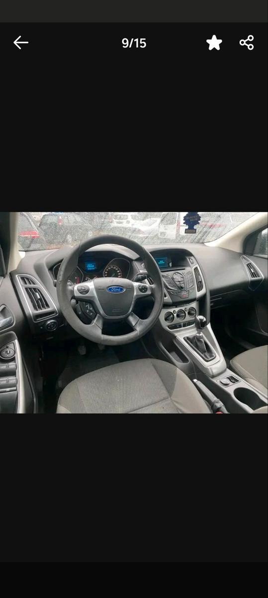 Ford Focus 2014 — photo 13