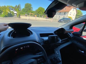 Bild 12 Opel COMBO 110PS BENZIN CARGO KLIMA SMARTPHONESTATION