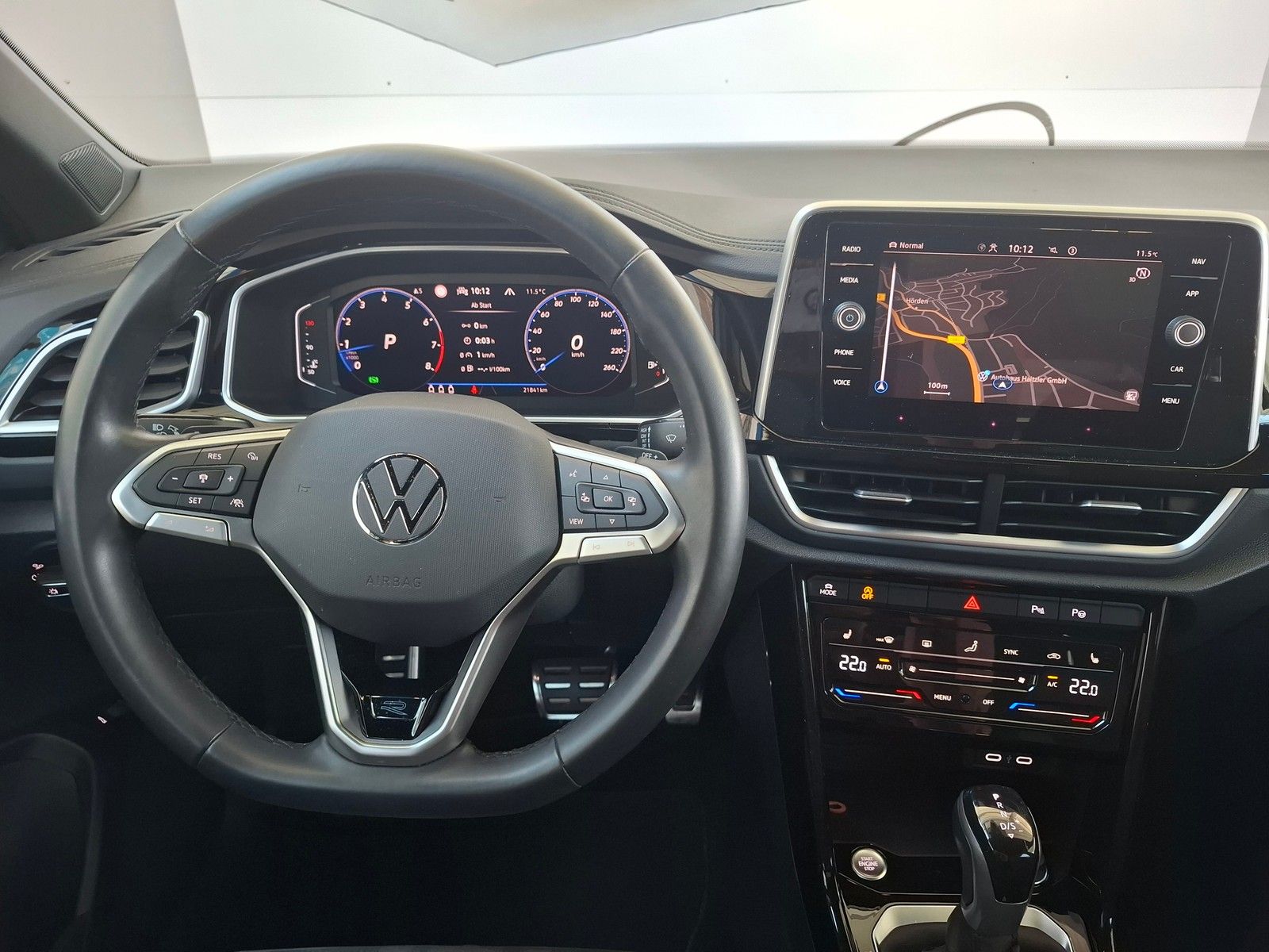 Fahrzeugabbildung Volkswagen T-Roc R-Line 1,5 TSI DSG +IQ.Drive+IQ.Light+Navi