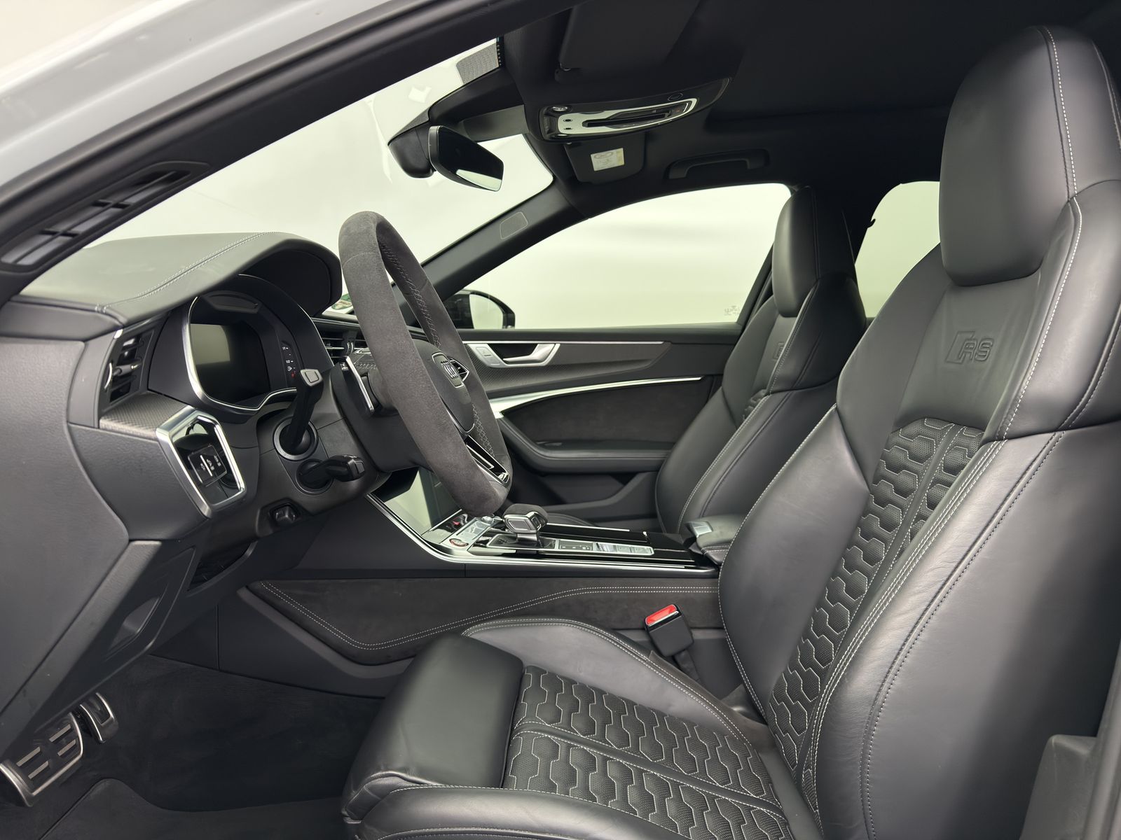 Audi RS6 4.0 TFSI quattro|2.Hand|Pano|Carbon|Dyn-Plus foto 8