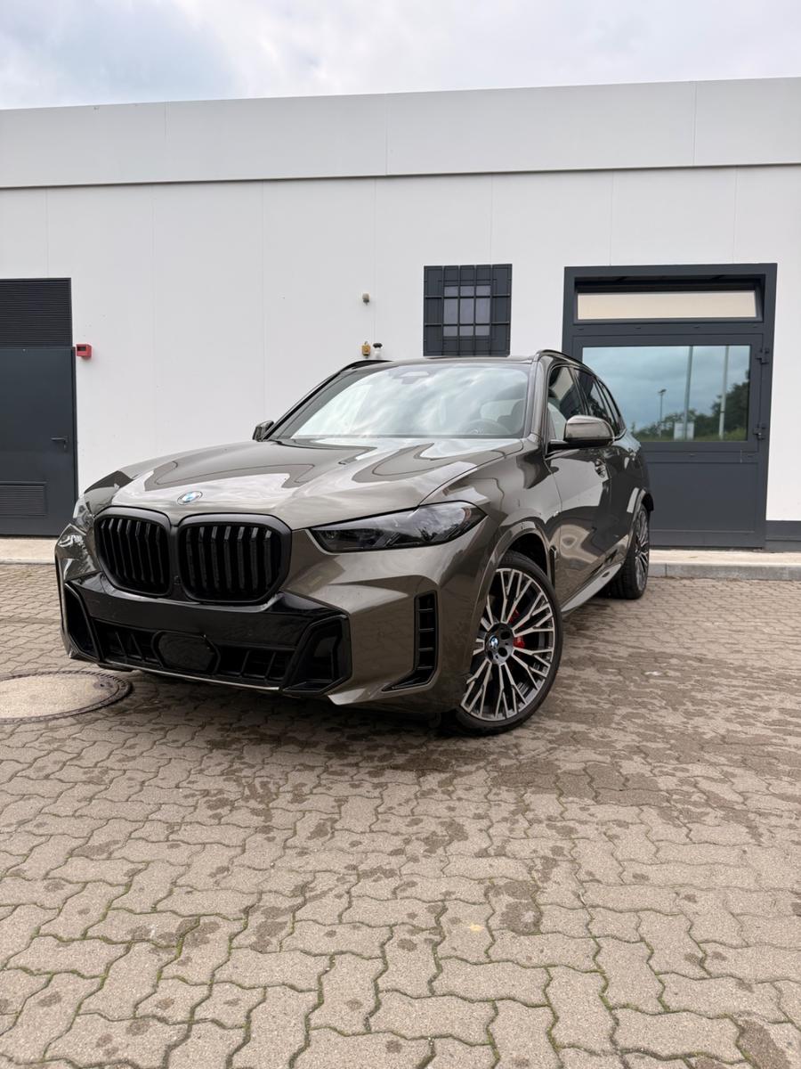 BMW X5 40d M Sport Sitzkühl  Massage B&W  Sky 360