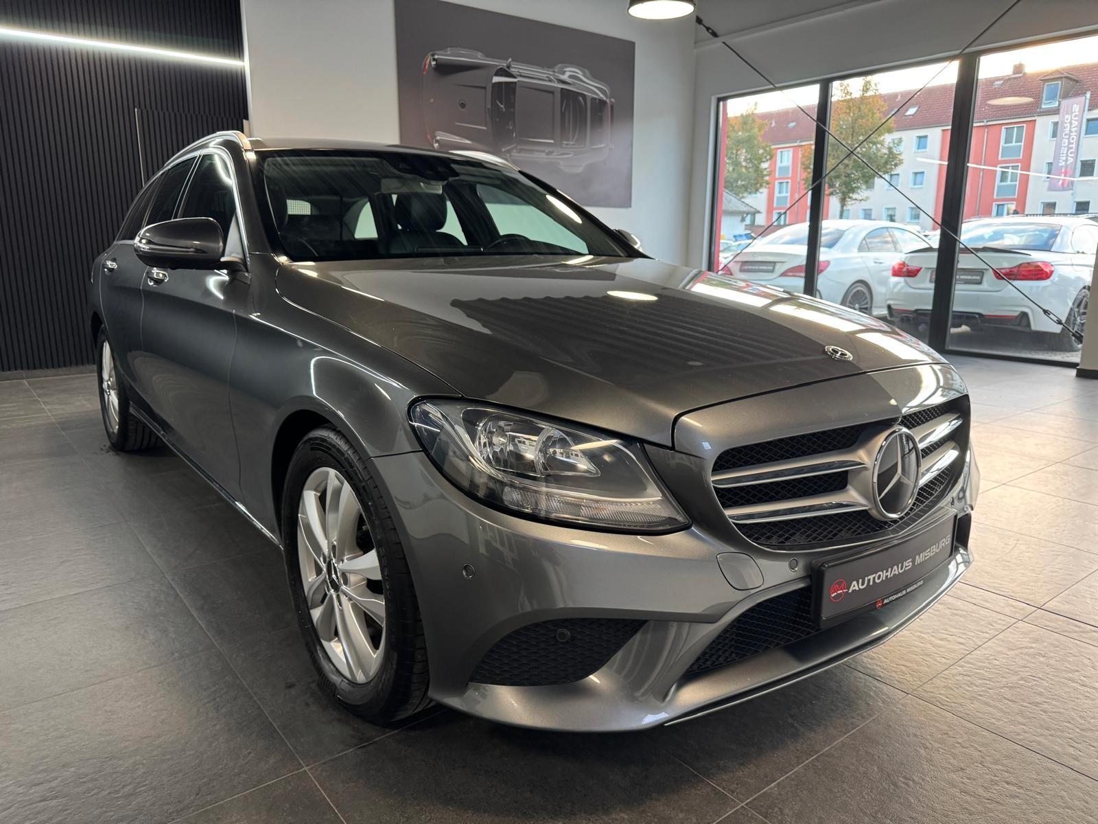 Mercedes-Benz C 220 T d Avantgarde / AHK+ACC+360° Kamera