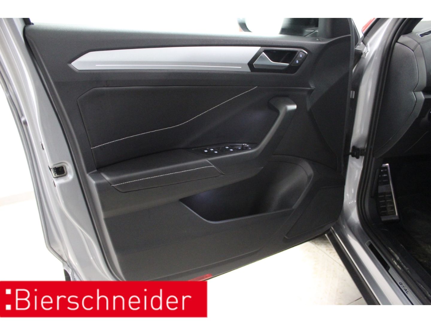 Volkswagen T-Roc - Bild 10