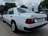 Mercedes-Benz 200E W124 1.Hand Scheckheftgepflegt Rostfrei - gebrauchte Mercedes-Benz 200 aus dem Jahr 1990