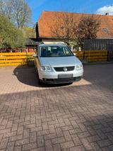 Volkswagen VW Touran 1.9 zu verkaufen - Volkswagen Touran mit Diesel-Antrieb: Kleinwagen