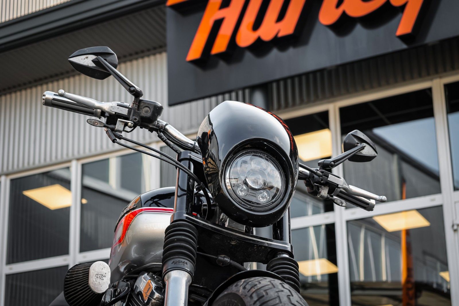 Fahrzeugabbildung Harley-Davidson XL1200L Cafe Racer Umbau -BSL 200er  Heckumbau--