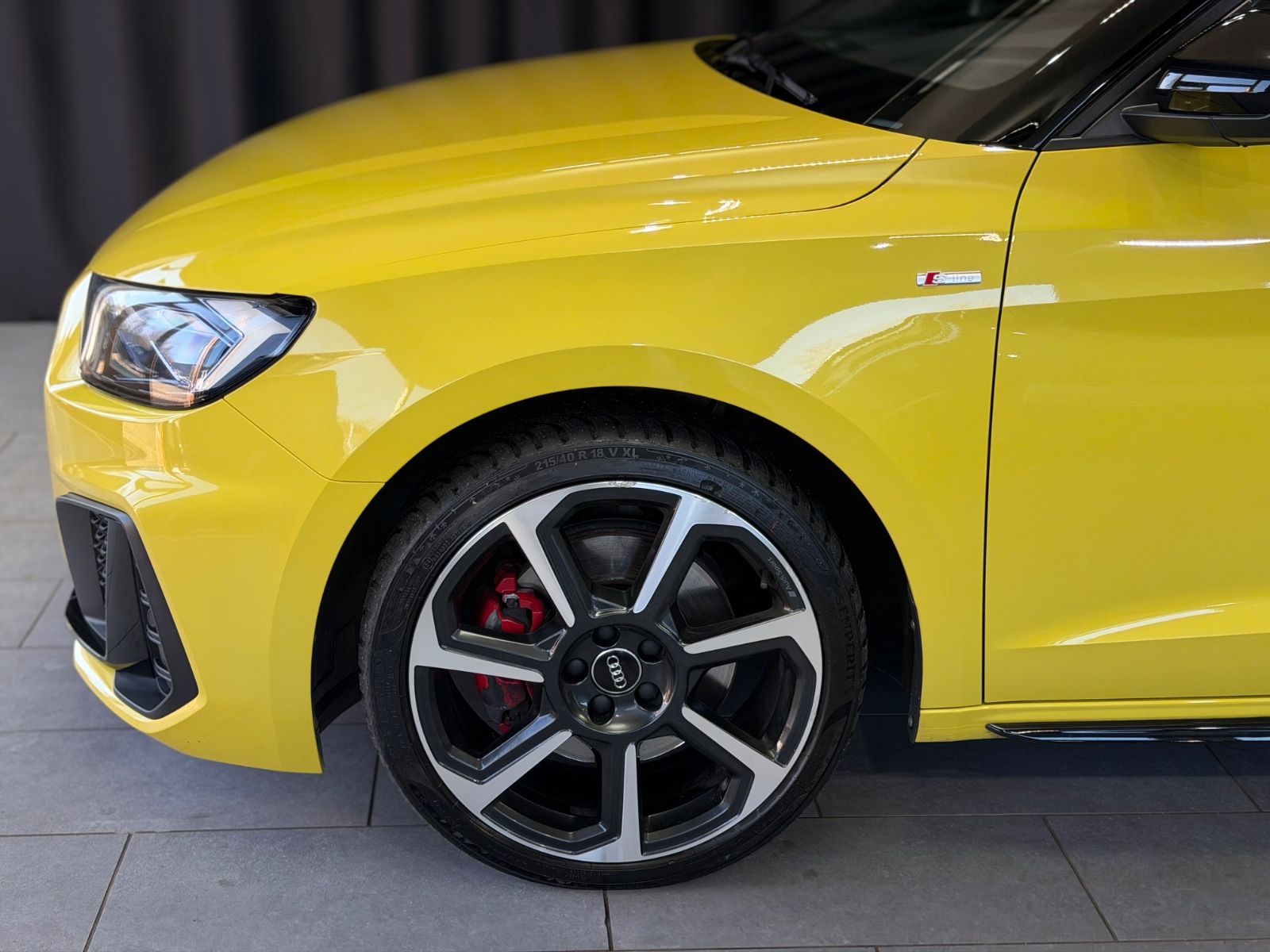 Fahrzeugabbildung Audi A1 Sportback 40 TFSI edition one|3xS-LINE|DSG|
