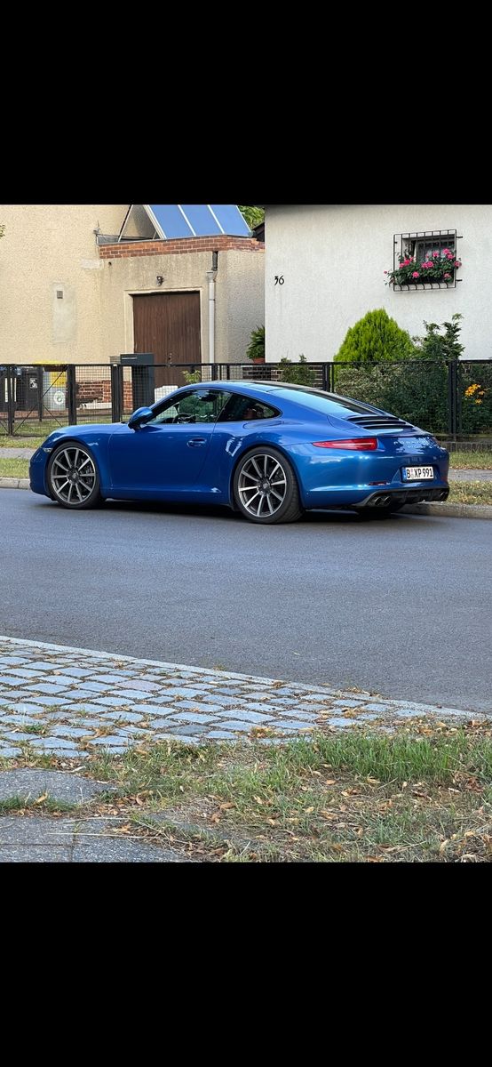 PORSCHE 991 Carrera Coupé Carrera