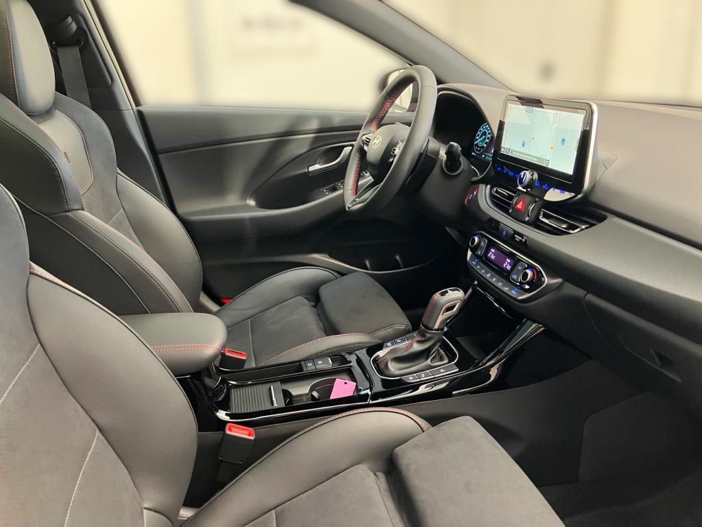 Fahrzeugabbildung Hyundai i30 5-Türer 1,5 T-GDI 7-DCT N-Line 2xKlima KAM