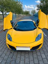 McLaren MP4-12C 3.8 V8 Spider - Volcano Yellow - gebrauchte McLaren Roadster