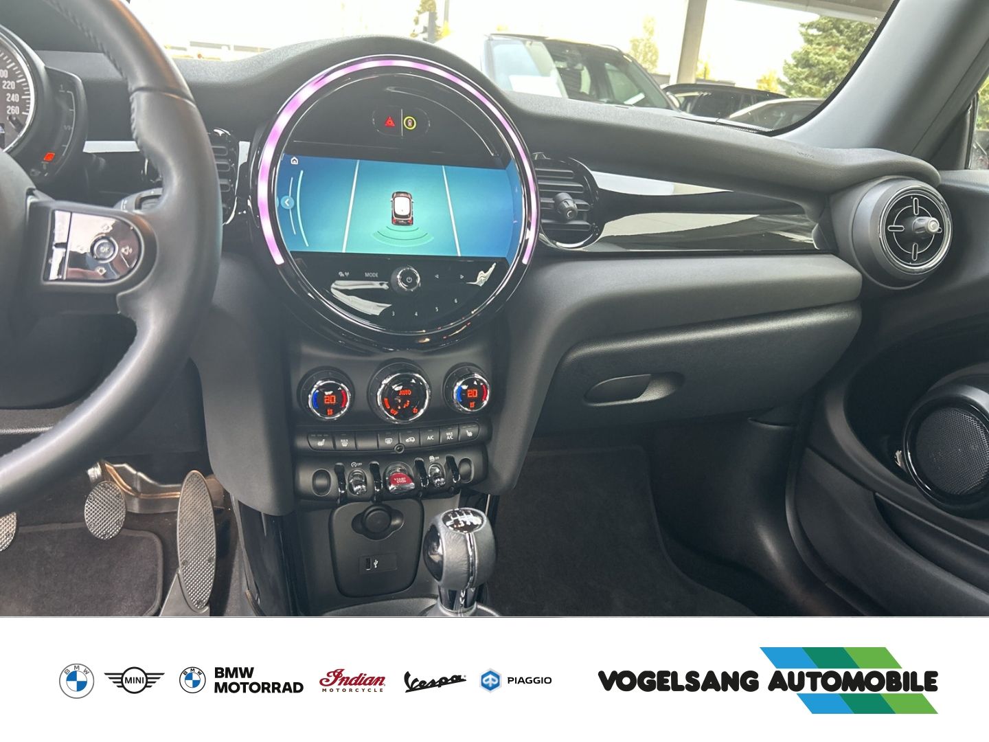 Fahrzeugabbildung MINI Cooper Classic Trim,Tempomat,L&MFelgen,LEDSchein