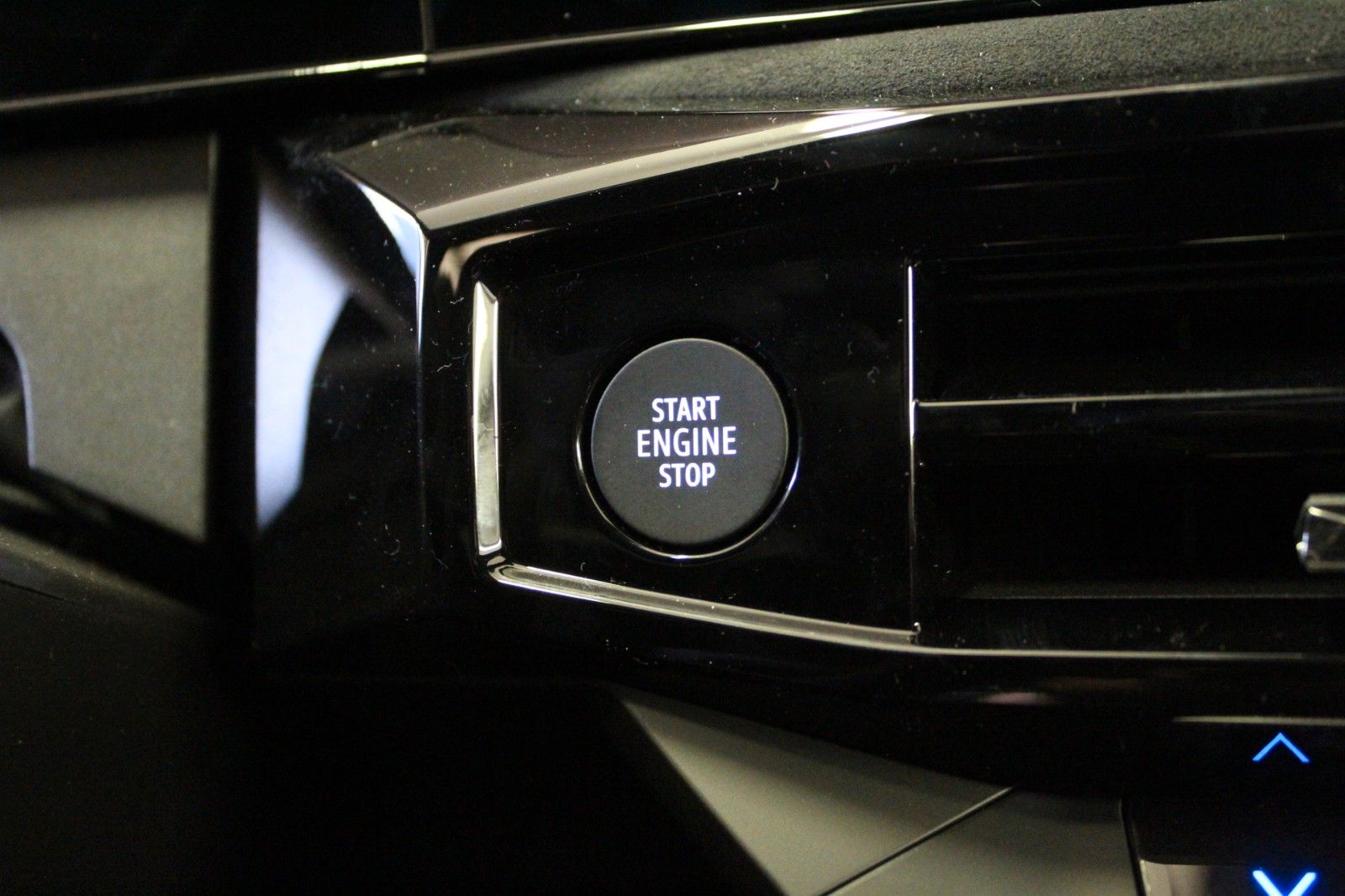 Fahrzeugabbildung Renault Clio TCe 115 EDC Esprit Alpine