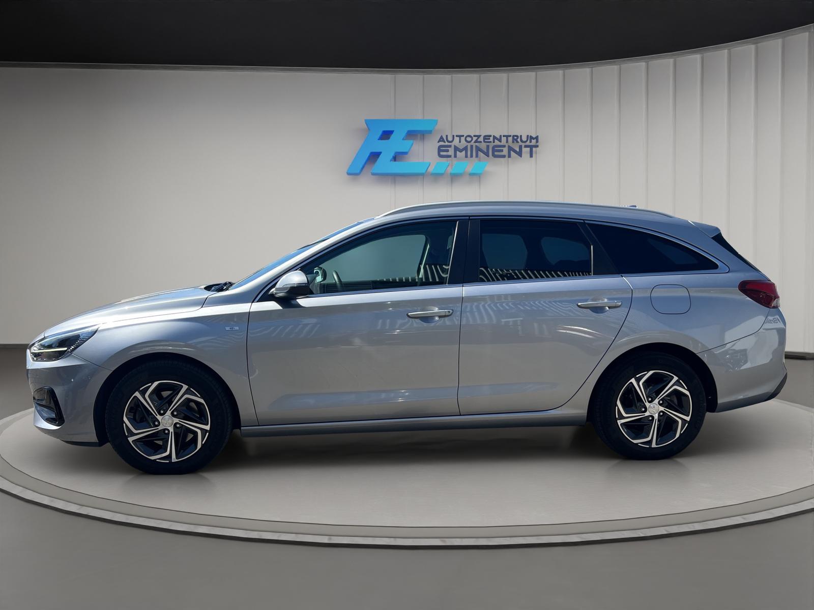 Hyundai i30 SW 1.5 T-GDI DCT NAVI SHZ KAMERA LED-S.