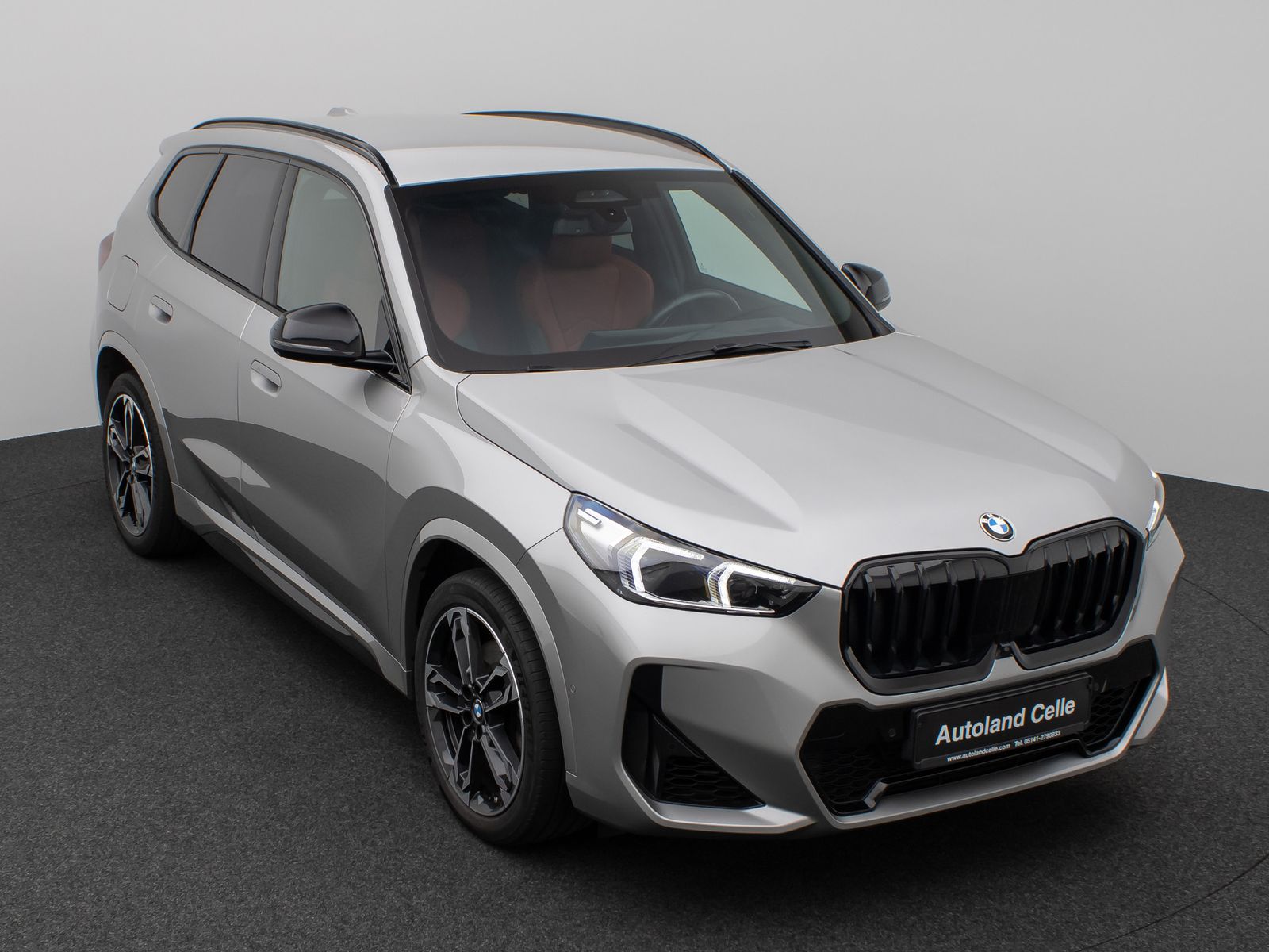 Fahrzeugabbildung BMW X1 xD23i M Sport 360°HUD DAB H/K AHK Komfort 19"