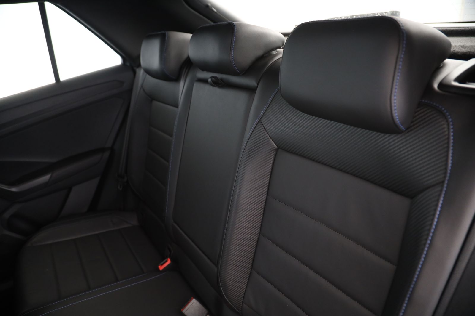 Volkswagen T-Roc - Bild 13