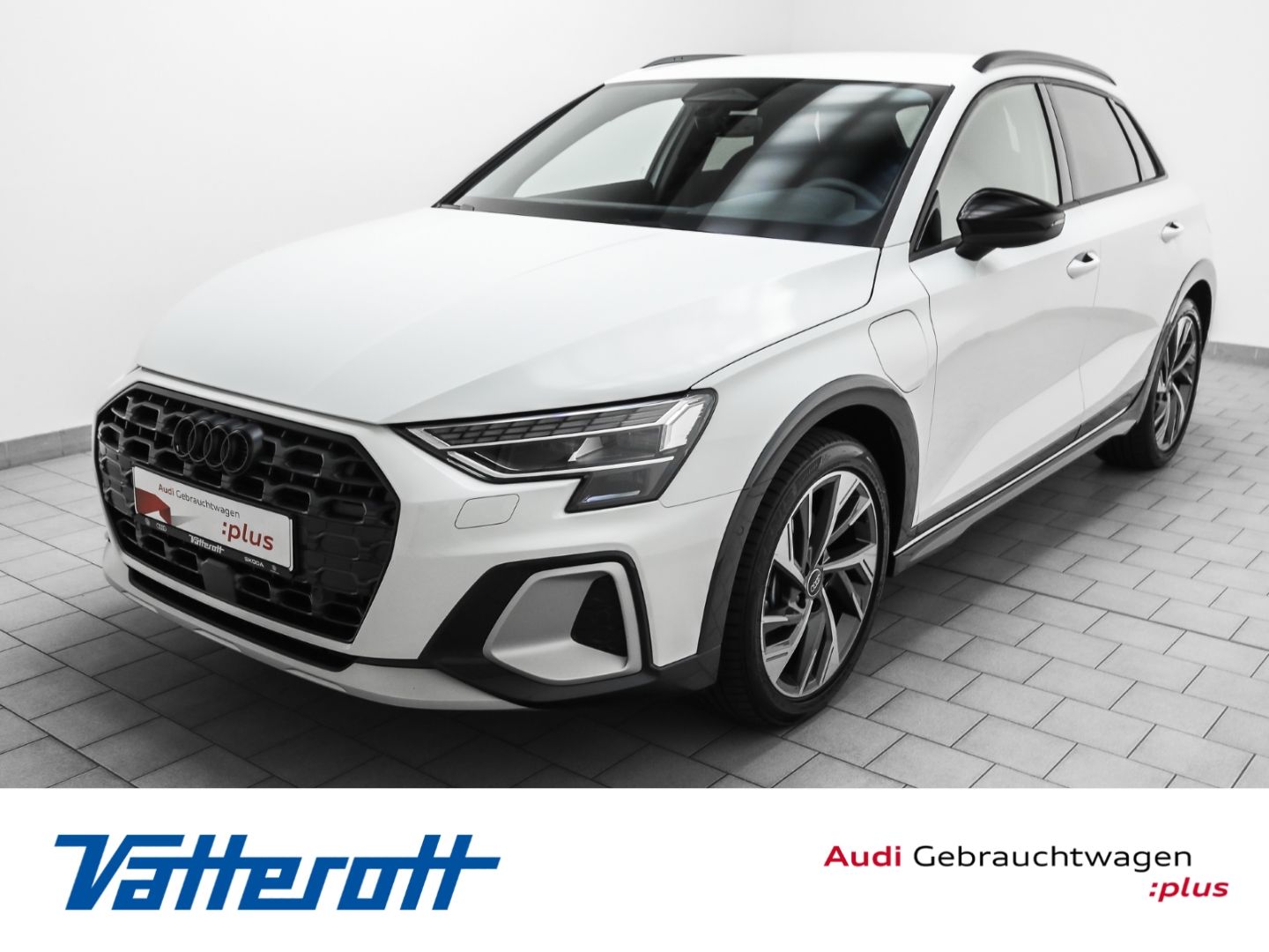 Audi A3 allstreet TFSI e SONOS Matrix Navi AHK Parkas