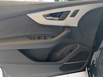 Audi Q7 50 TDI quattro S line