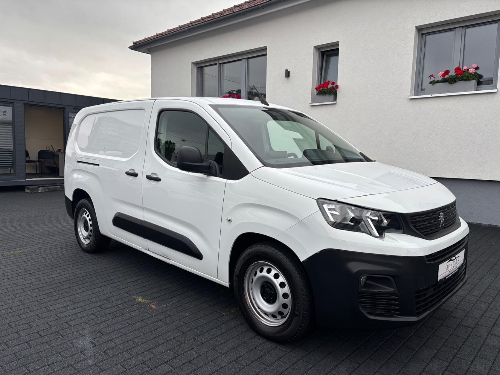 Peugeot Partner Grip L2 / 3 Sitzplätze