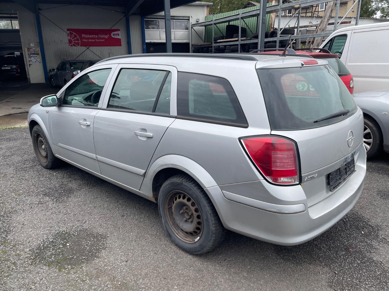 Opel Astra 2006 — photo 5