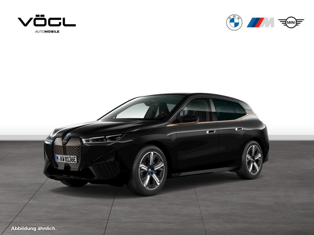Image of BMW iX
