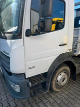 Mercedes-Benz Atego 621 + Anhänger Humbaur - Plattform Anhänger