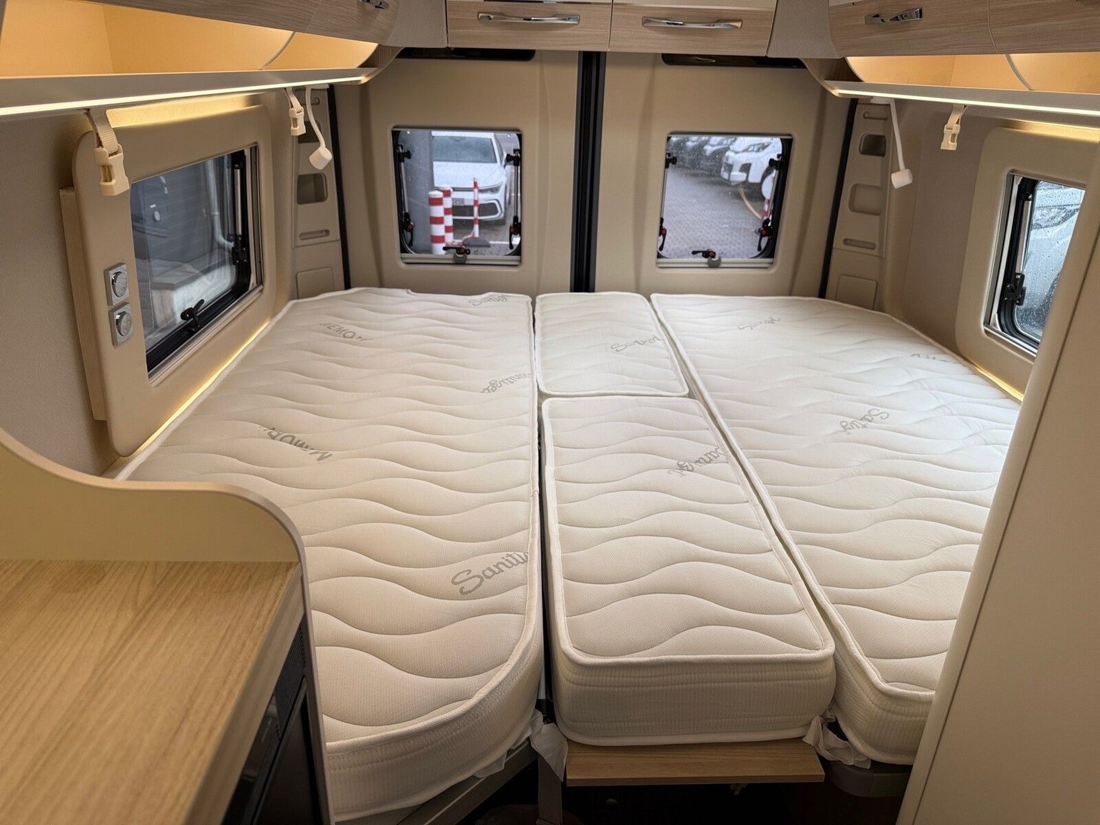 Fahrzeugabbildung Eura Mobil Van V 635 EB Automatik, 180 PS, Fahrassistenz