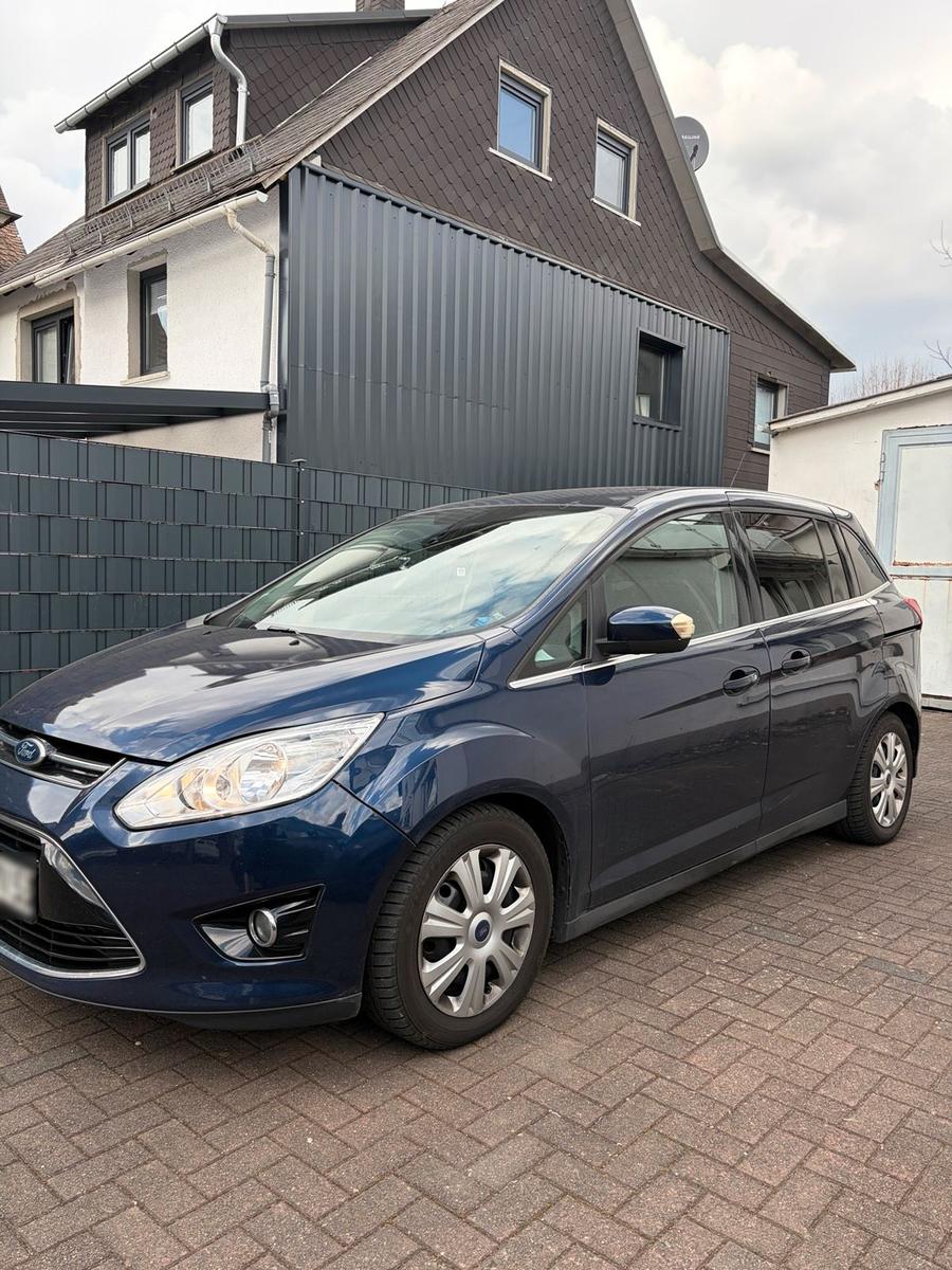 Ford Grand C-MAX 2011 — engine 179 HP (132kW)