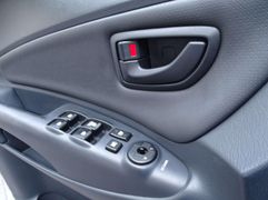 Fahrzeugabbildung Hyundai TUCSON Tucson 2.7 V6 4WD GLS AHK LEDER