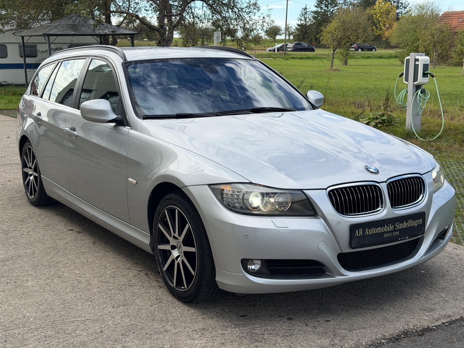 BMW 325 TOURING AUT*XEN*AHK*2.HAND*NAVI* | 218 ch | BVA | BMW 325I TOURING AUT | ATTELAGE
