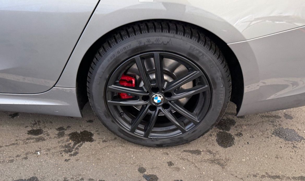 Fahrzeugabbildung BMW 330i T xDr M SPORT/LASER/VIRTU/H&K/ACC/SHZ/8Fa