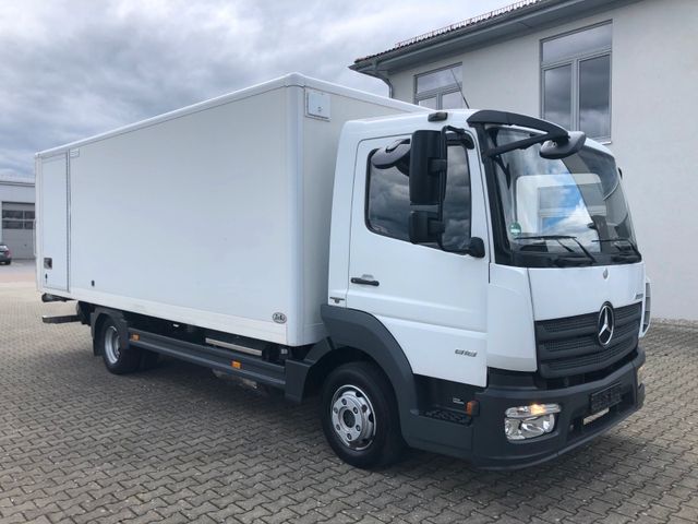 Mercedes-Benz Atego 818 L_LBW_ 3 Sitze_ Spur-Assist_seitl. Tür