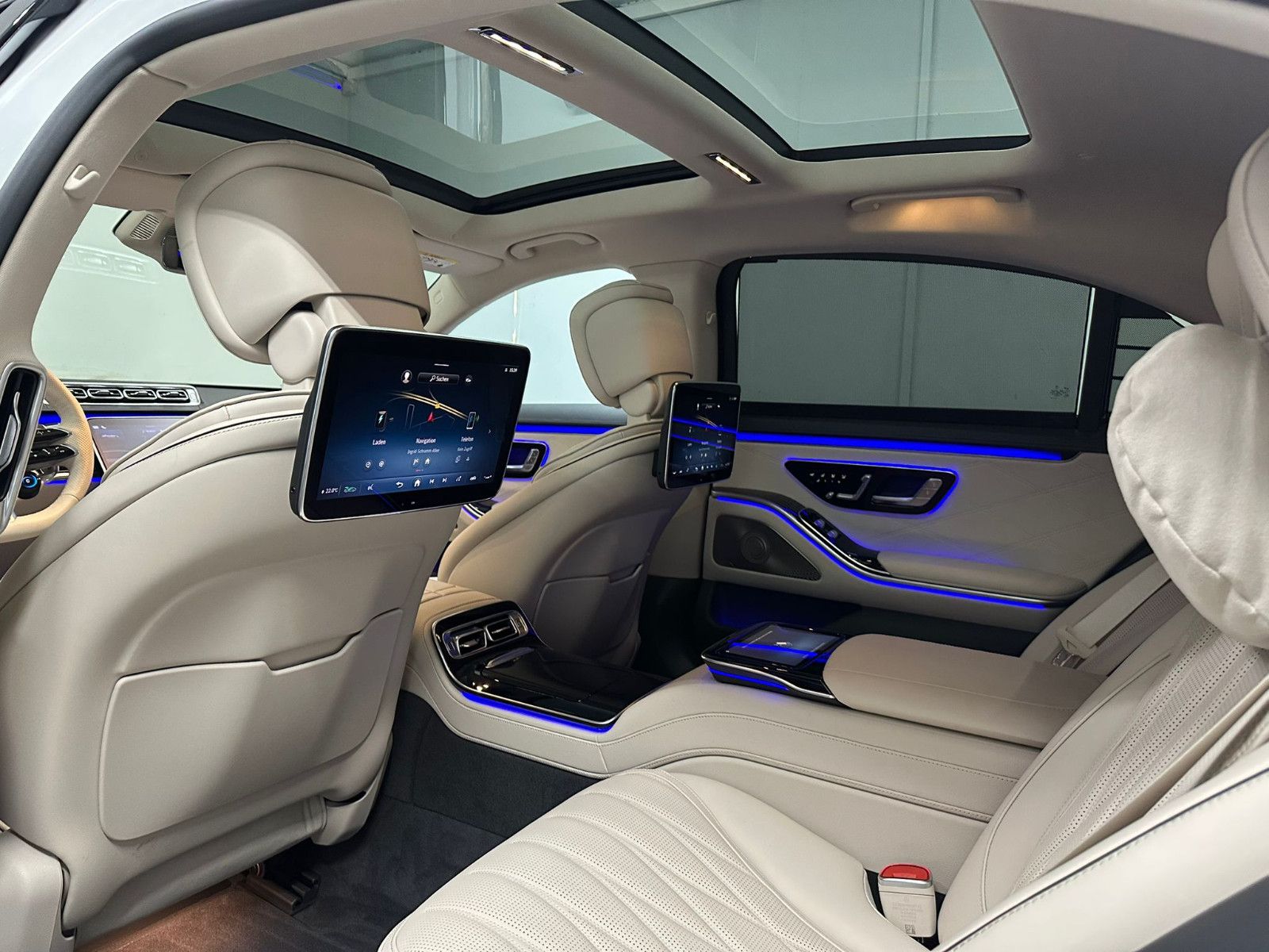 Fahrzeugabbildung Mercedes-Benz S 63 E Performance L  *KERAMIK*PANORAMA*TV*