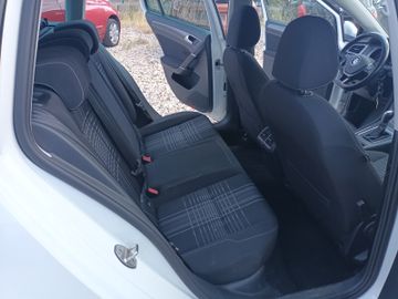 Volkswagen Golf - 12