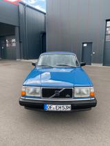 Volvo 240 Limousine TOP Zustand - Volvo 240 mit Benzin-Antrieb