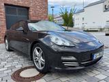 Porsche Panamera Diesel Platinum Edition - Porsche Panamera: Platinum Edition