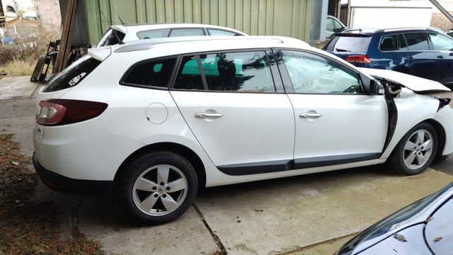 Renault Megane Grandtour Dynamique dCi 110 EDC