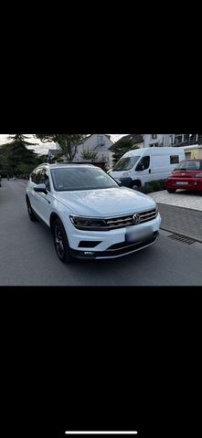 VW Tiguan All space 2.0 4 Motion  240 Ps