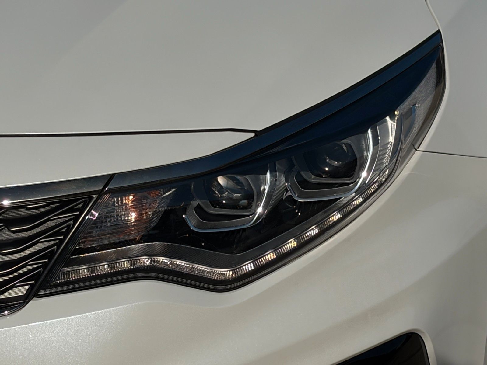 Fahrzeugabbildung Kia Optima SW 1,6 T-GDI DCT GT Pano H&K ACC SHZ LHZ