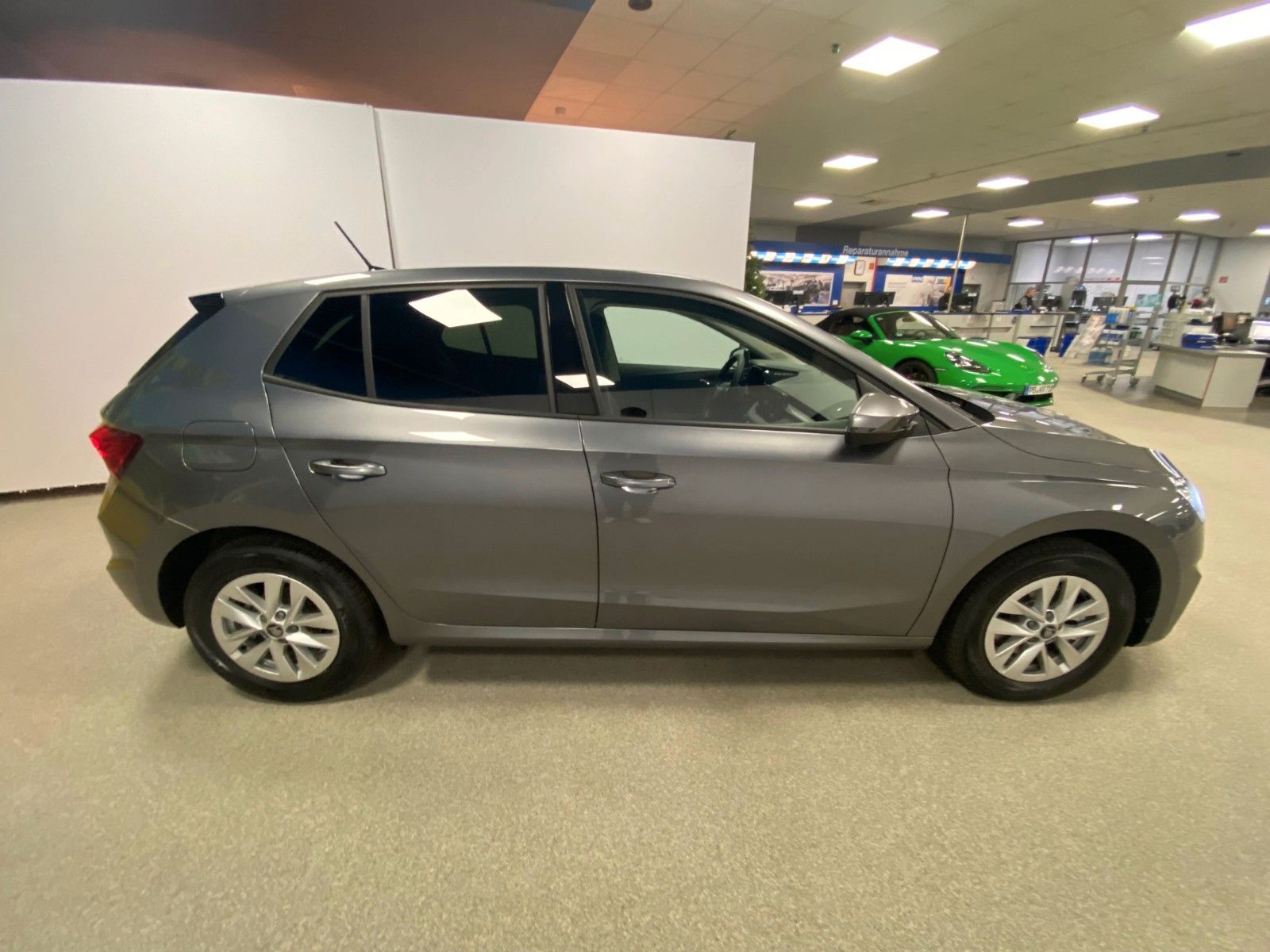 Fahrzeugabbildung SKODA Fabia 1.0 TSI DSG Selection+GARANTIE 2030 100tKM