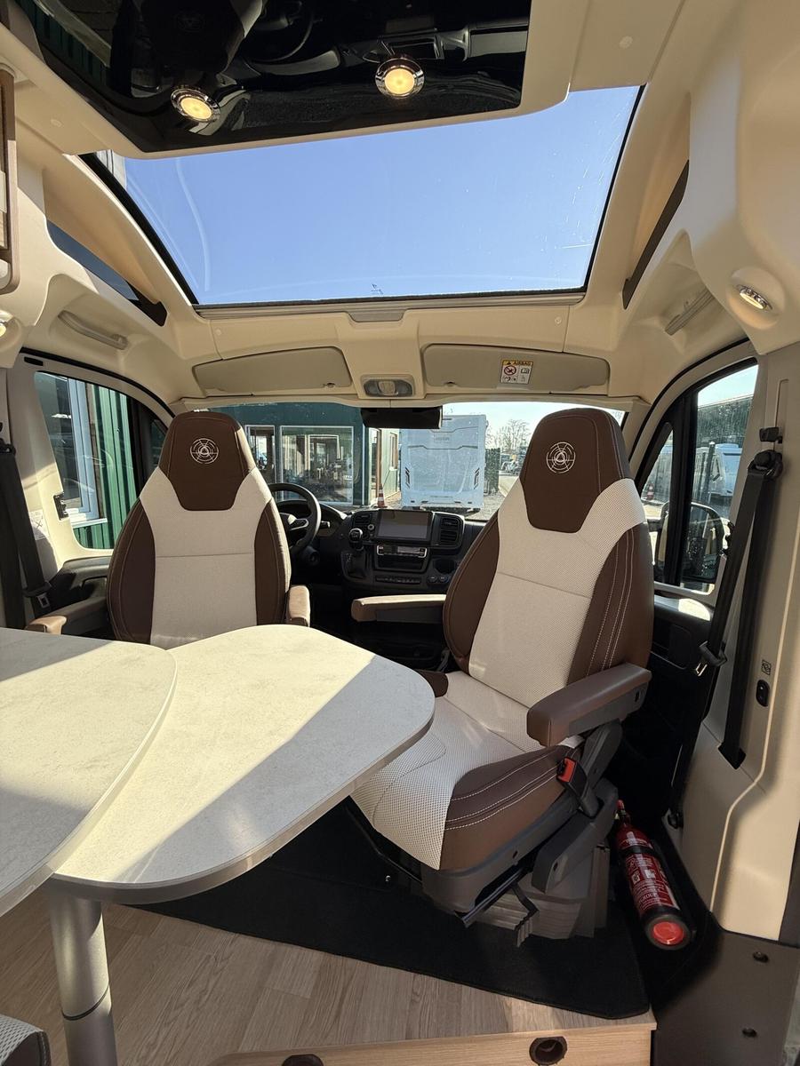 Dreamer Select D68 Limited 180PS, AT, 15.000 RABATT