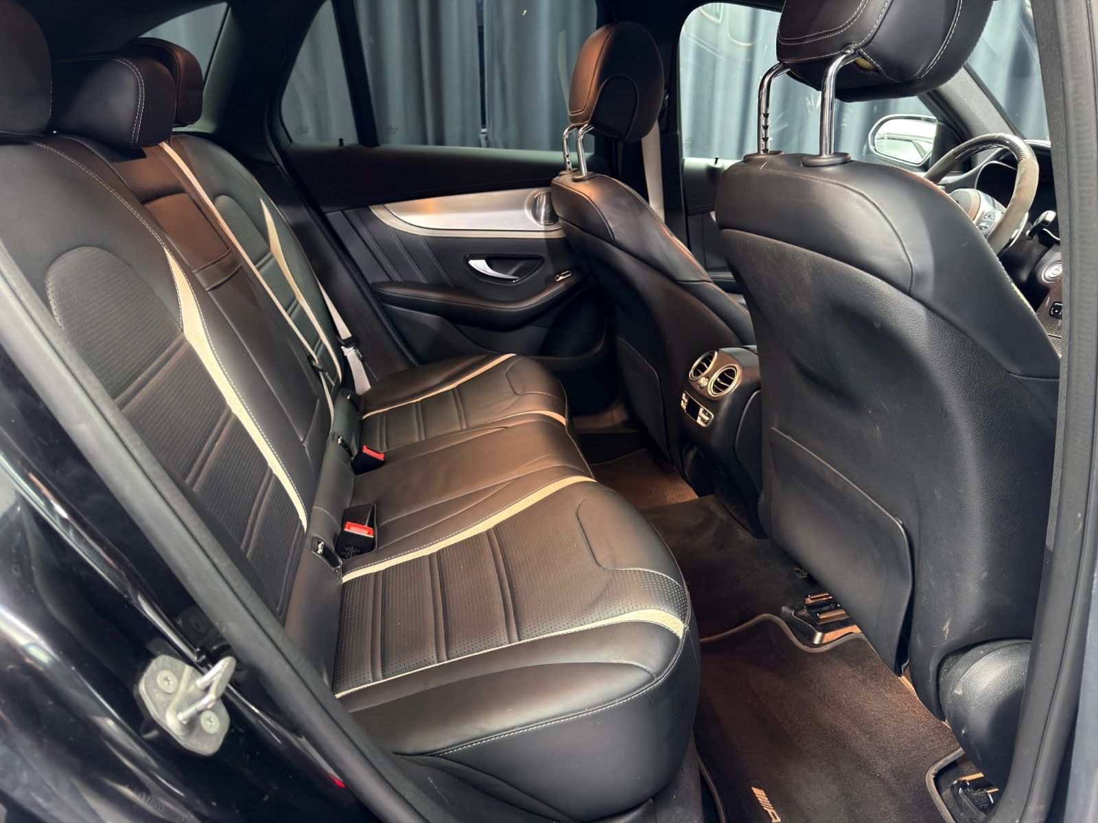 Fahrzeugabbildung Mercedes-Benz GLC 63 S AMG|BURMESTER|PANO|FACELIFT|CARBON|